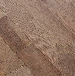 Regal Hardwood 3/8” Frontier SE Engineered Hickory Flooring in Mesa, featuring Titanium ScuffGARD finish. Ideal for versatile installation.